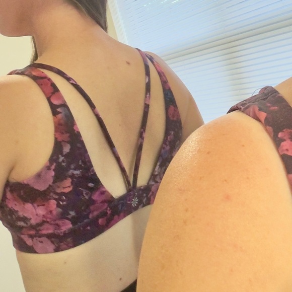 Athleta Exhale Bloom Bra D-DD+ - Picture 2 of 3